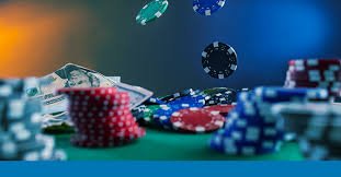 618slop Live Casino Dealer Baccarat Roulette Table ကစားနေသောပုံ